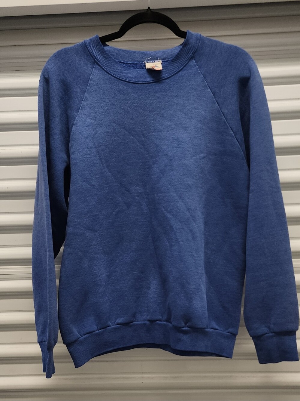 Fruit of the Loom Men’s Crewneck Sweatshirt 90s - Navy Blue